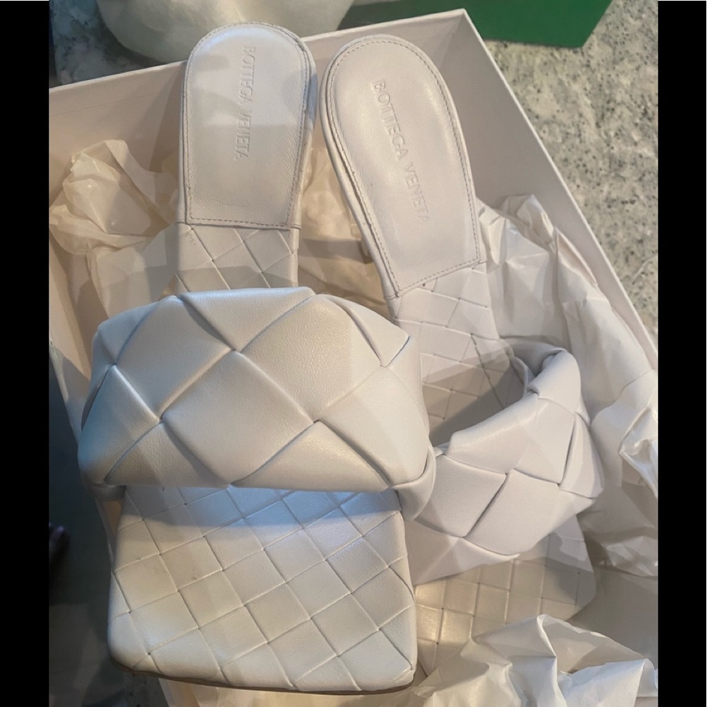 BOTTEGA VENETA Lido Sandal